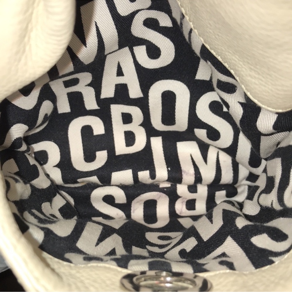 Marc by Marc Jacobs cream pebble leather purse - Picture 16 of 16